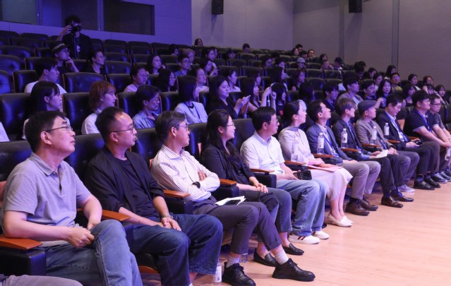 中韓高校東方美學的當代轉(zhuǎn)譯與跨文化生產(chǎn)系列學術(shù)活動在我校成功舉辦